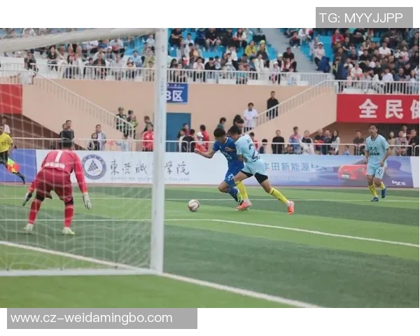 足球球星国辉奋勇拼搏点燃赛场激情书写传奇新篇章 足球球星国辉奋勇拼搏点燃赛场激情书写传奇新篇章